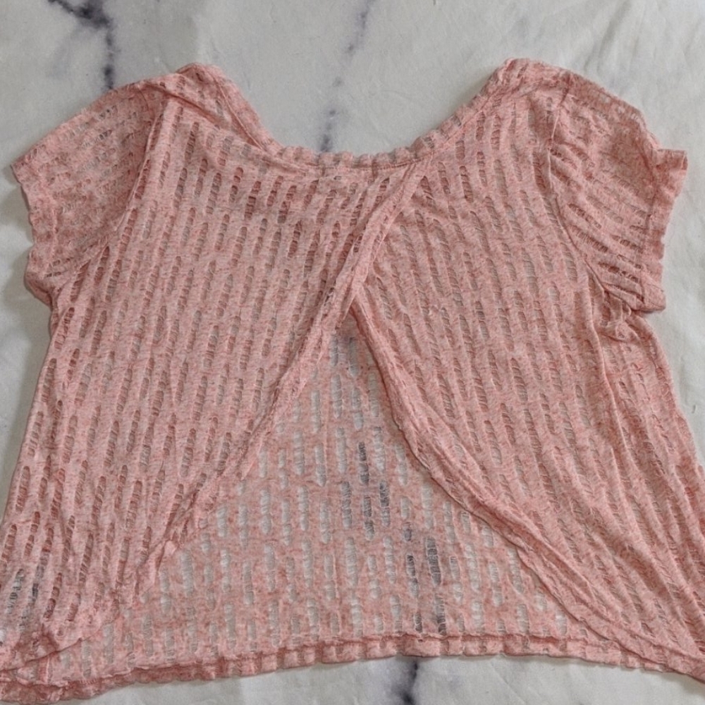 Guess crop